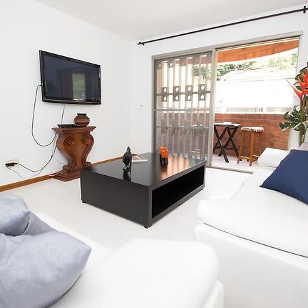 San Fernando Suite 201 - Livin Colombia Cali Exterior foto